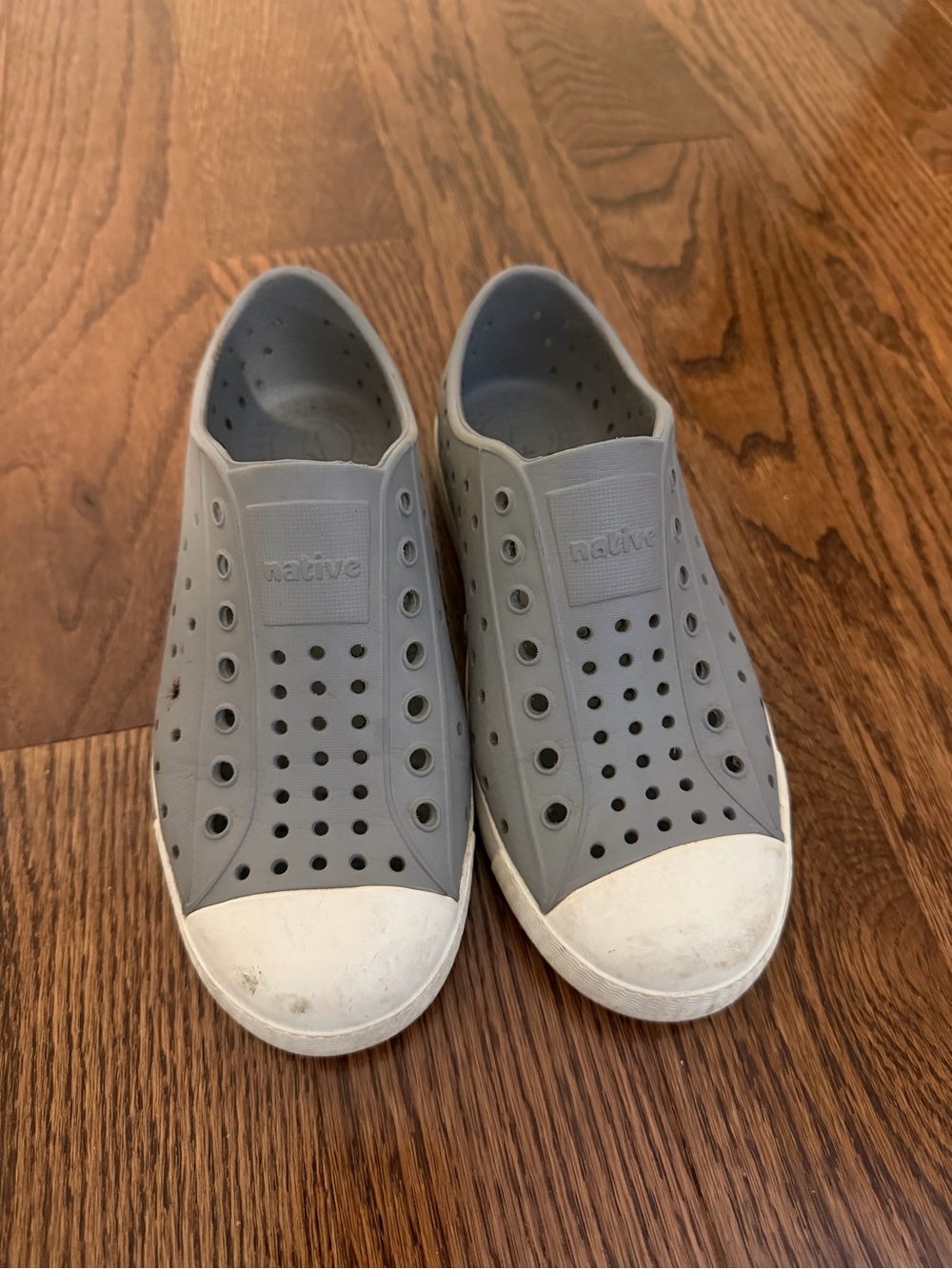 Native Kids Slip-On Sneakers in Light Gray and White